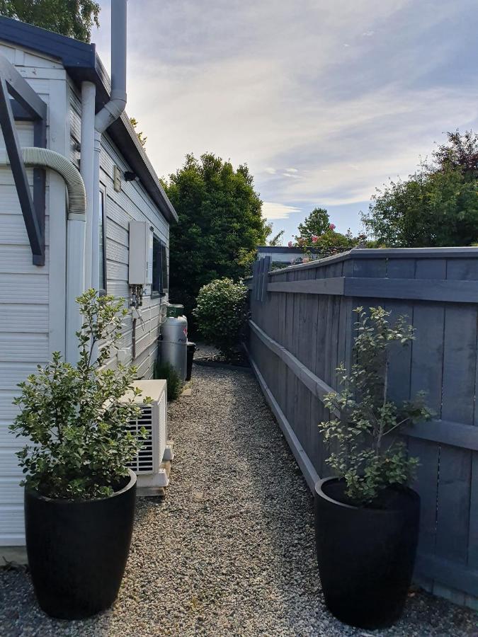 The Tin Hut Apartment Blenheim Bagian luar foto
