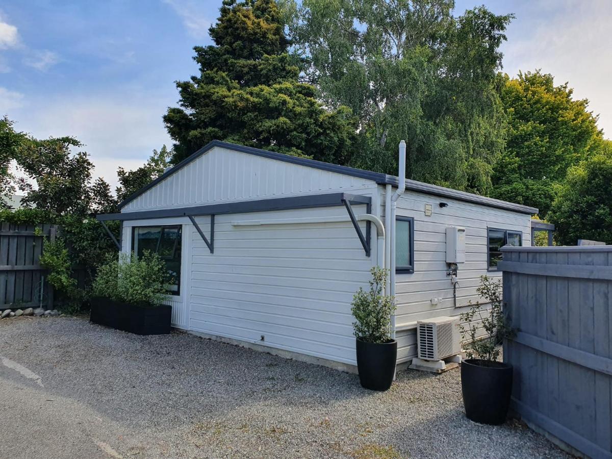 The Tin Hut Apartment Blenheim Bagian luar foto